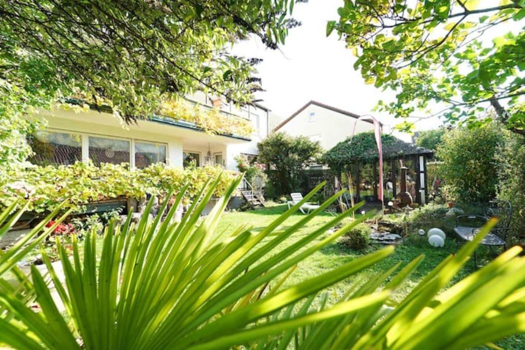 Freundliche Ferienwohnung Bad Urach Exterior photo